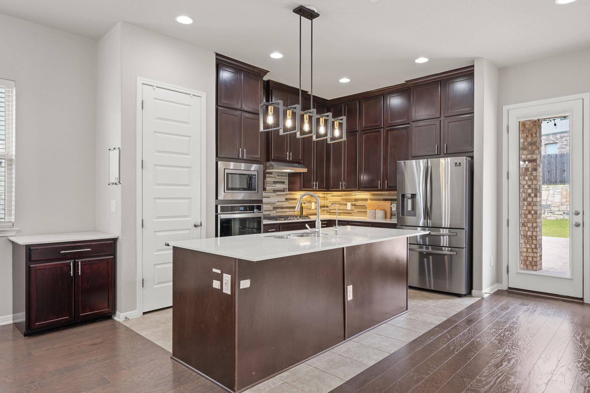1509 Reprise Bend Round Rock TX 78681