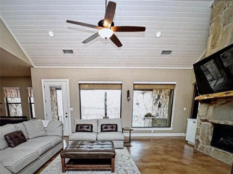 126 Packsaddle Drive Bastrop TX 78602