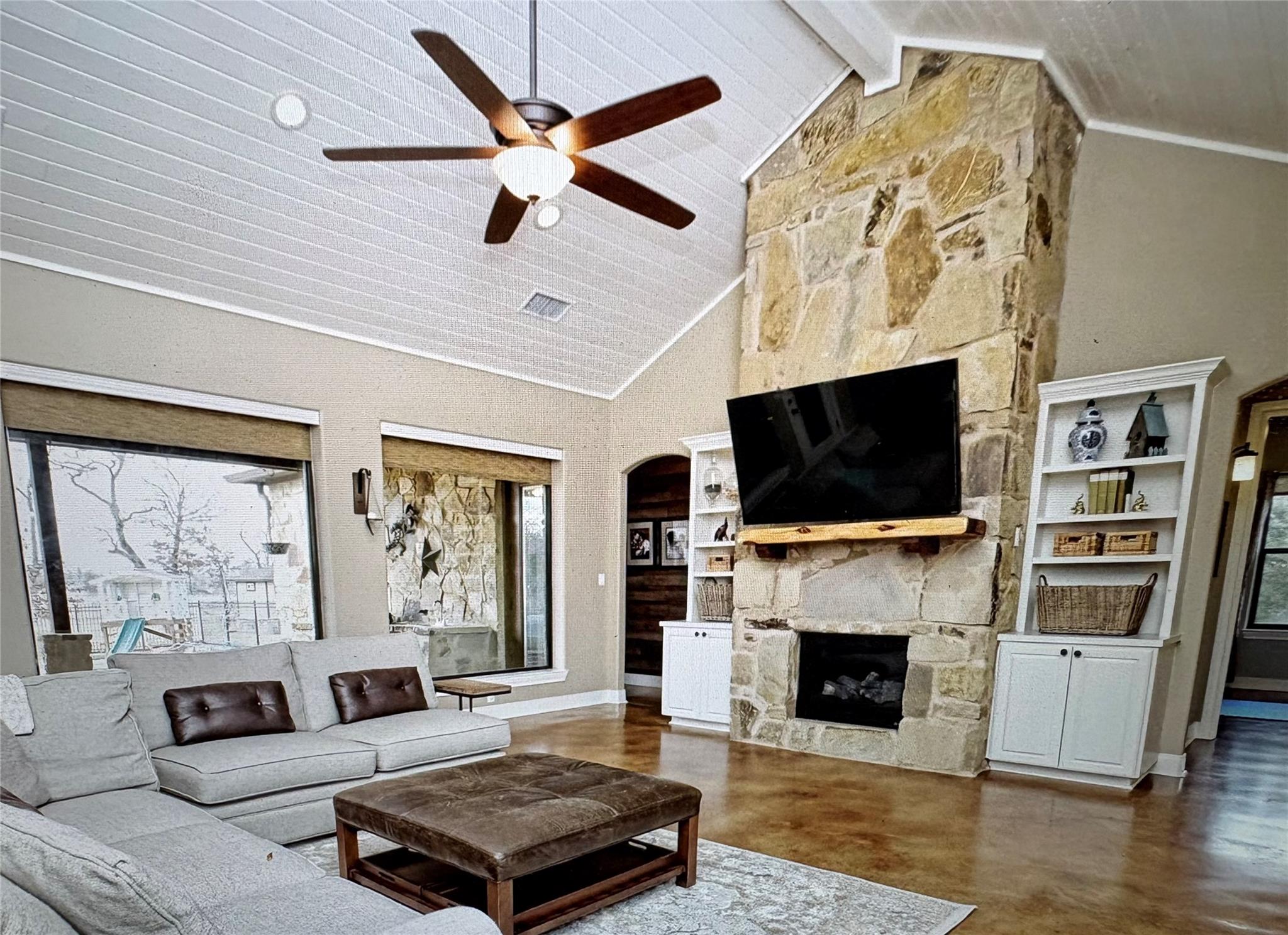 126 Packsaddle Drive Bastrop TX 78602