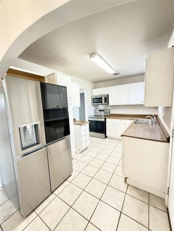 1403 Alcoa Avenue Rockdale TX 76567