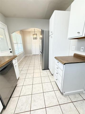 1403 Alcoa Avenue Rockdale TX 76567