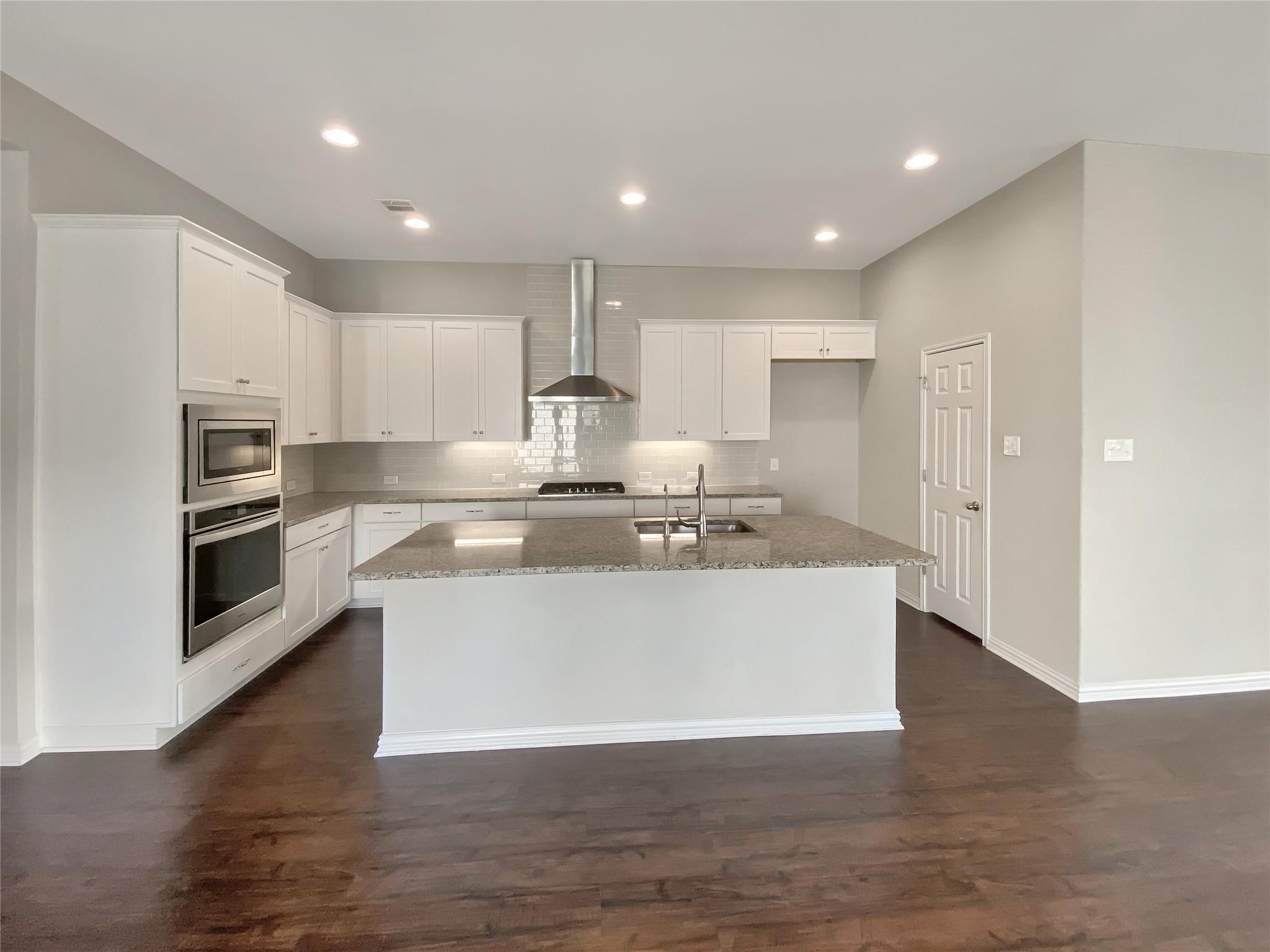 22621 Fountaingrass Lane Lago Vista TX 78645
