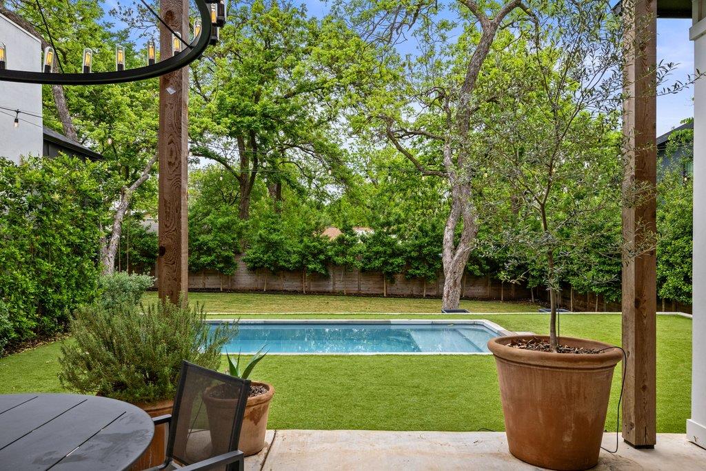 907 Karen Avenue Austin TX 78757