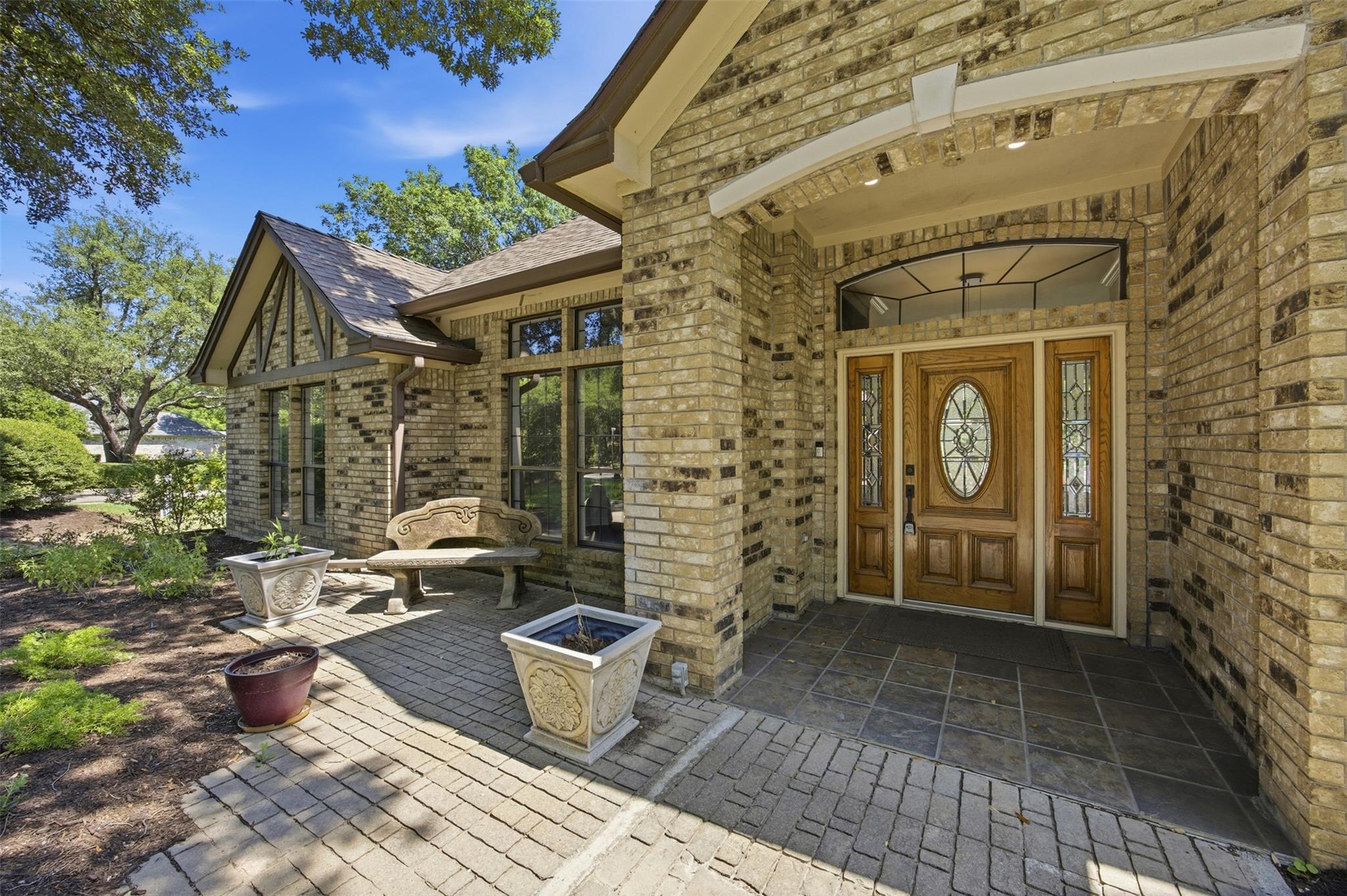 2 Meandering Way Round Rock TX 78664