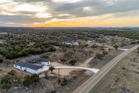 6425 Ranch Road 962 W Round Mountain TX 78663