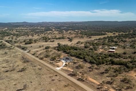 6425 Ranch Road 962 W Round Mountain TX 78663