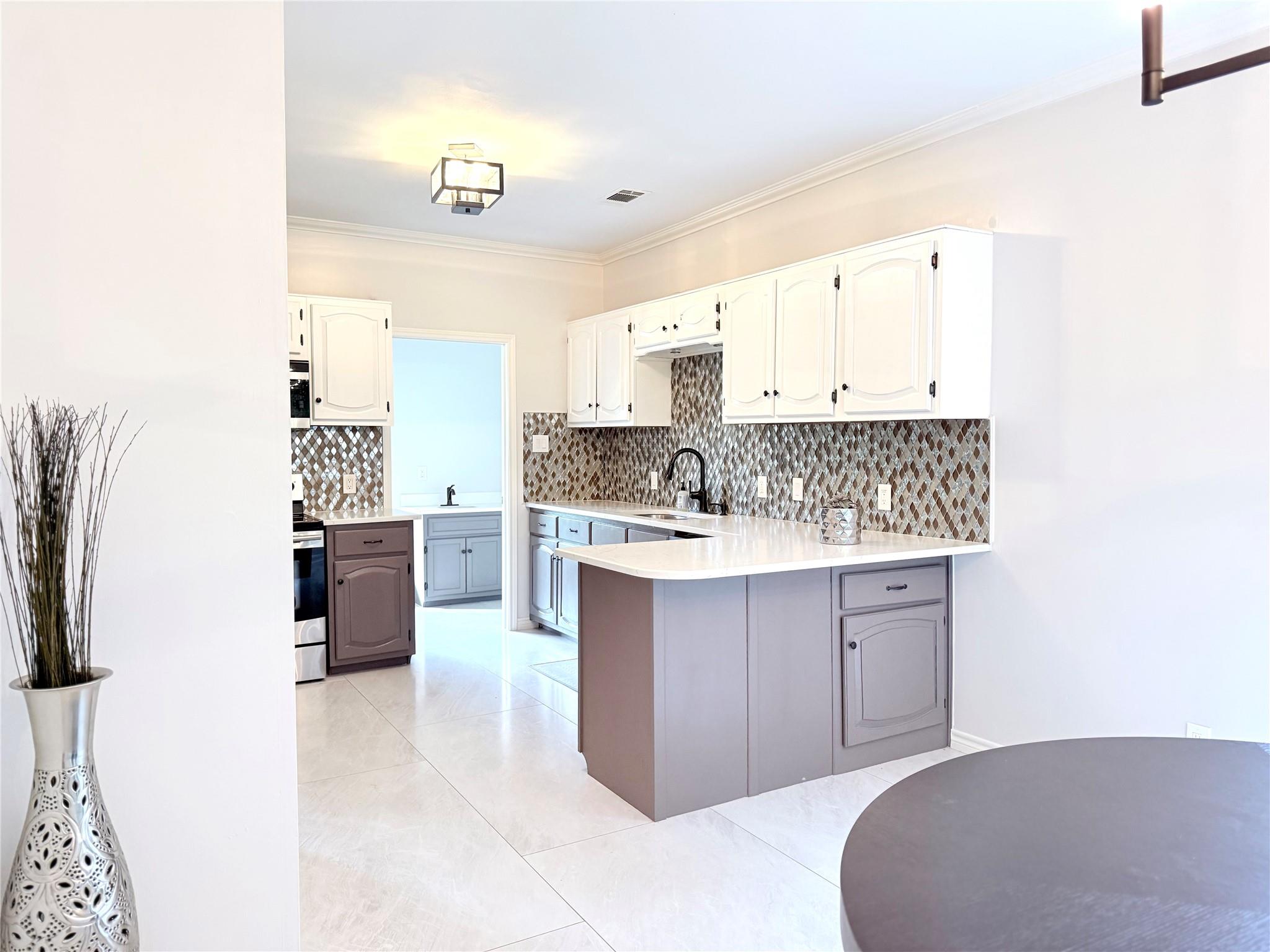 1903 Canyon Edge Drive Austin TX 78733