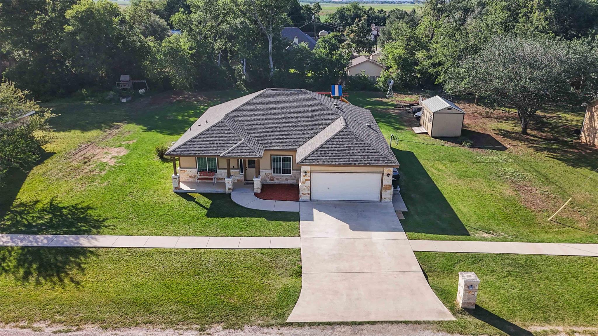 285 Hummingbird Way Martindale TX 78655