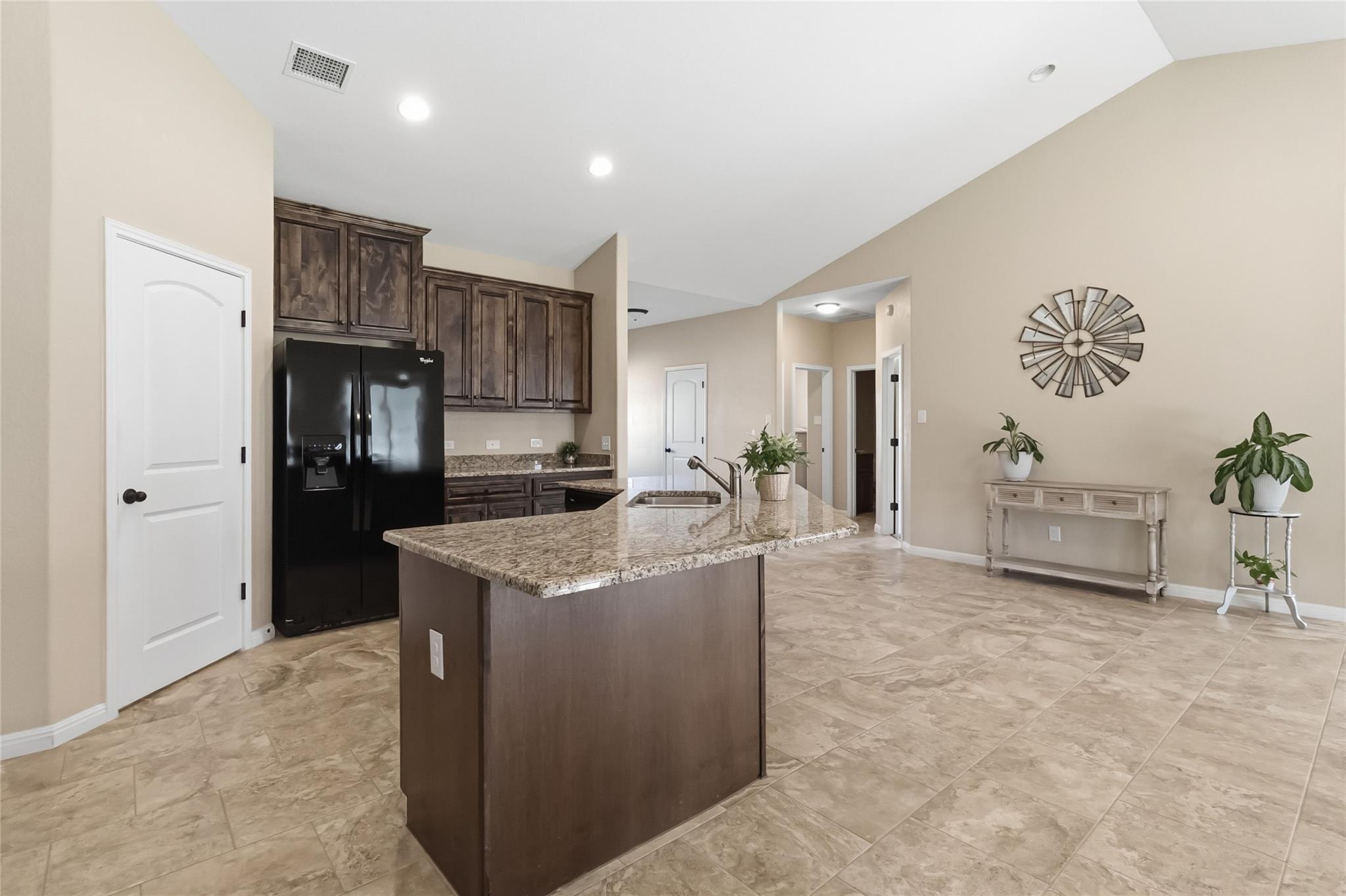 285 Hummingbird Way Martindale TX 78655