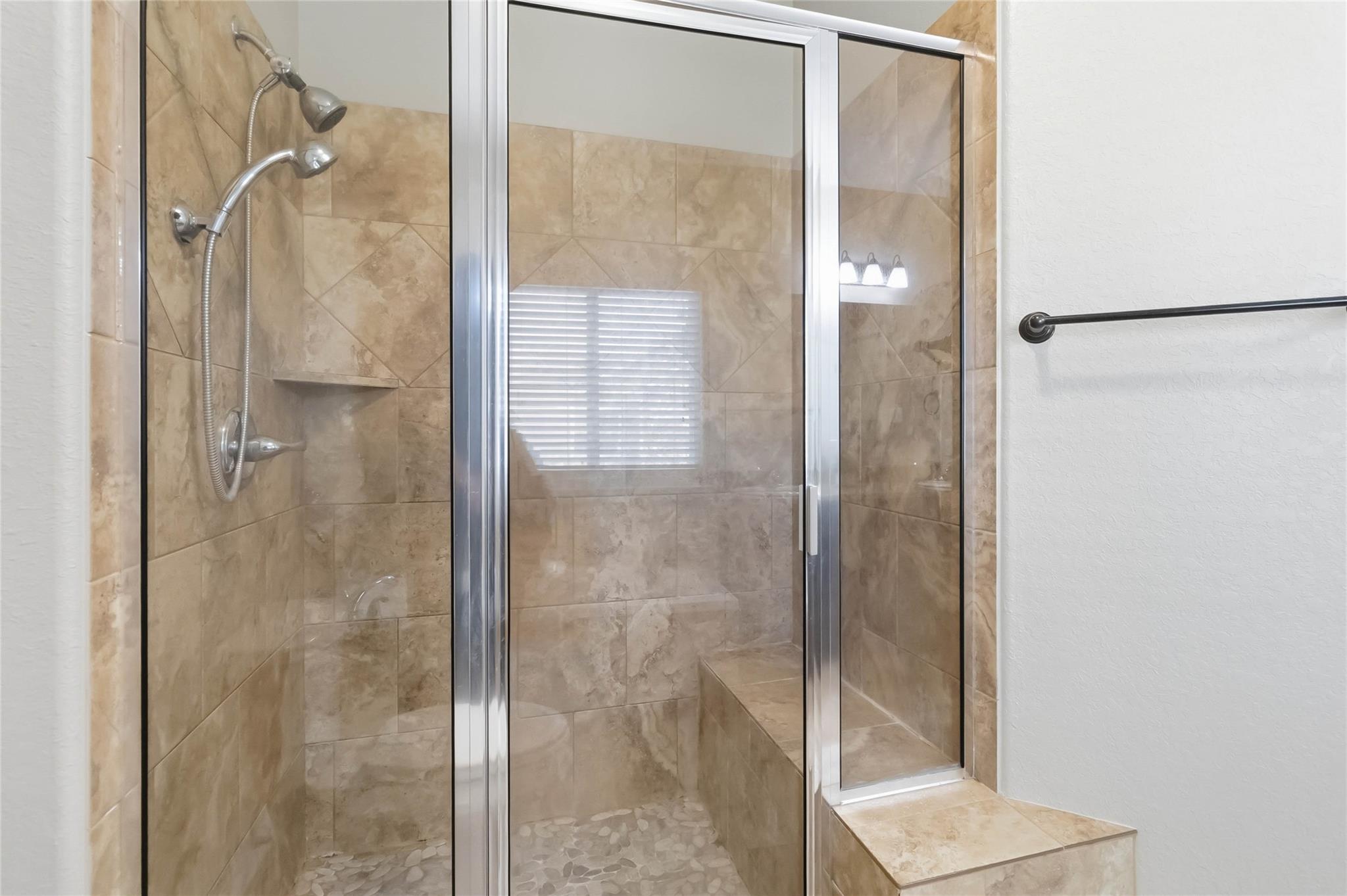 285 Hummingbird Way Martindale TX 78655