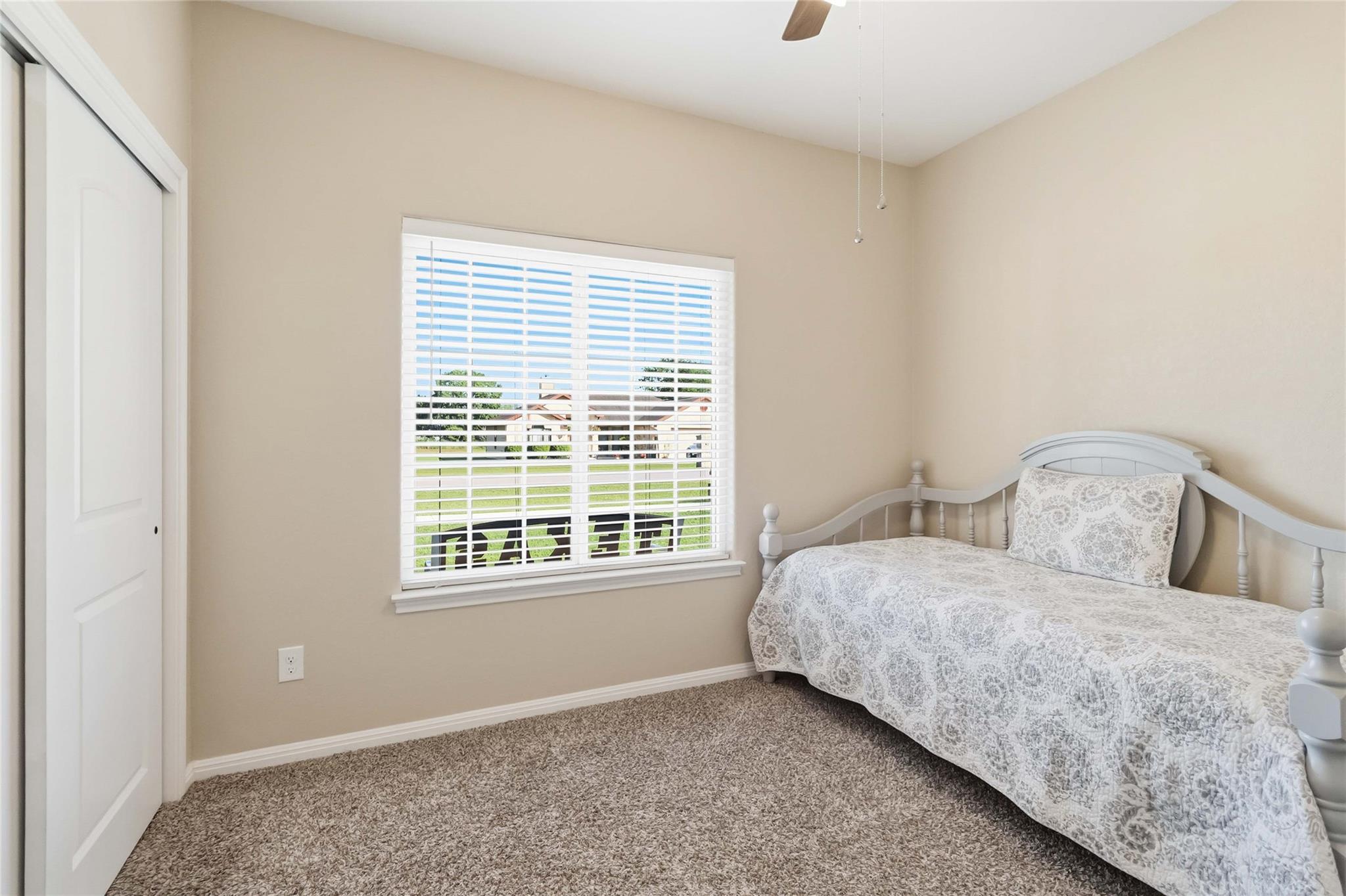 285 Hummingbird Way Martindale TX 78655