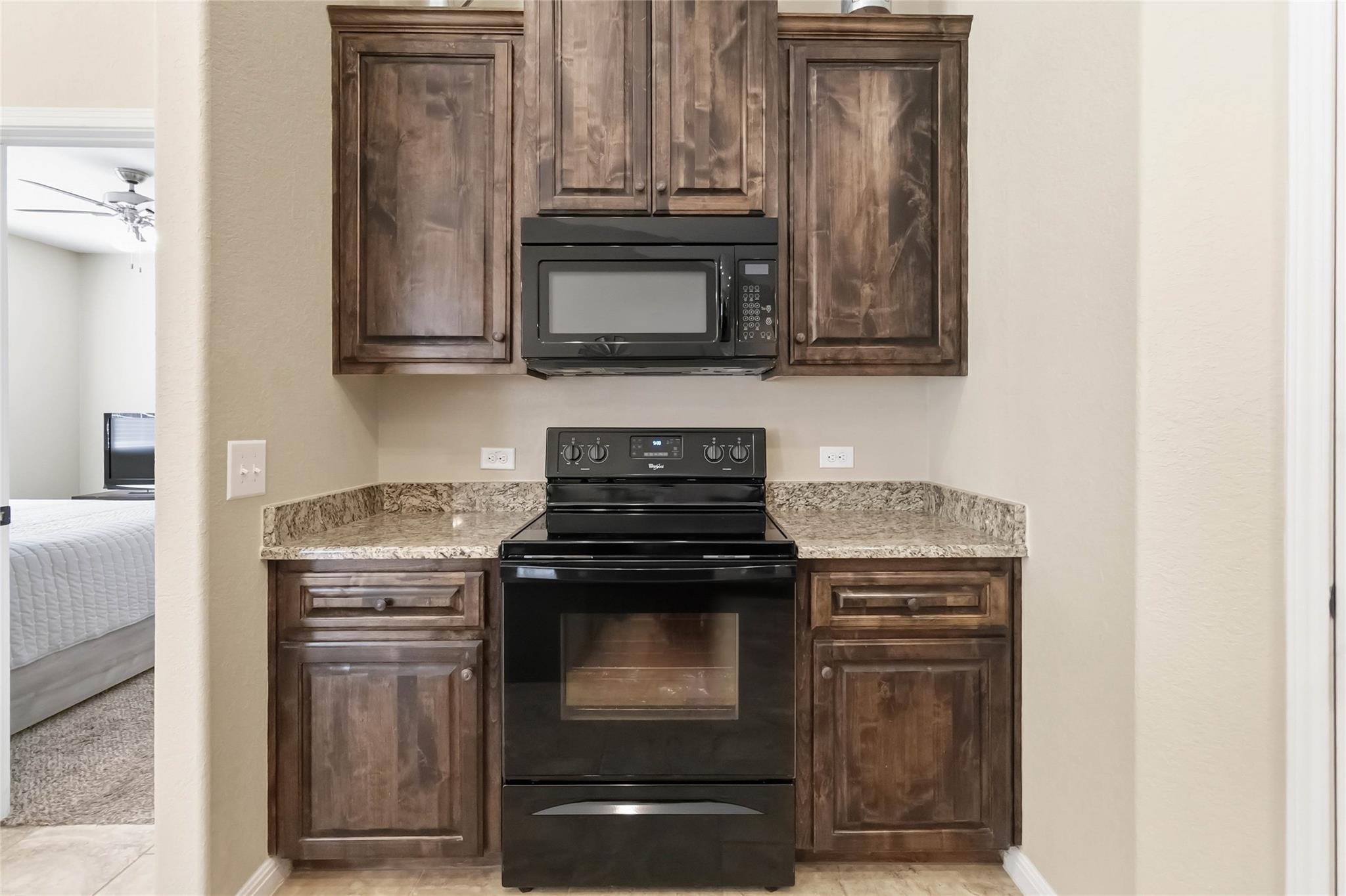 285 Hummingbird Way Martindale TX 78655