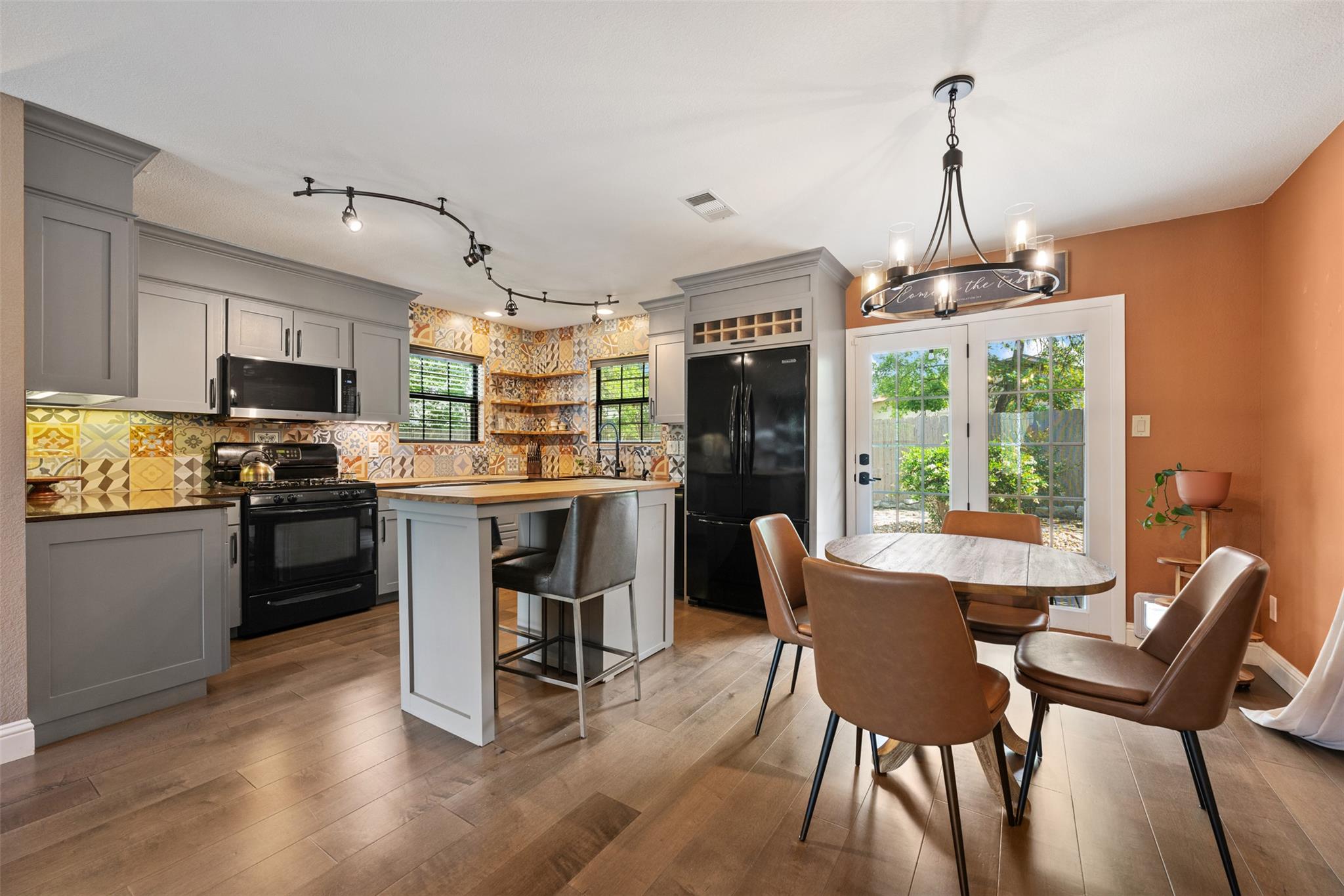 12103 Mill Hollow Austin TX 78750