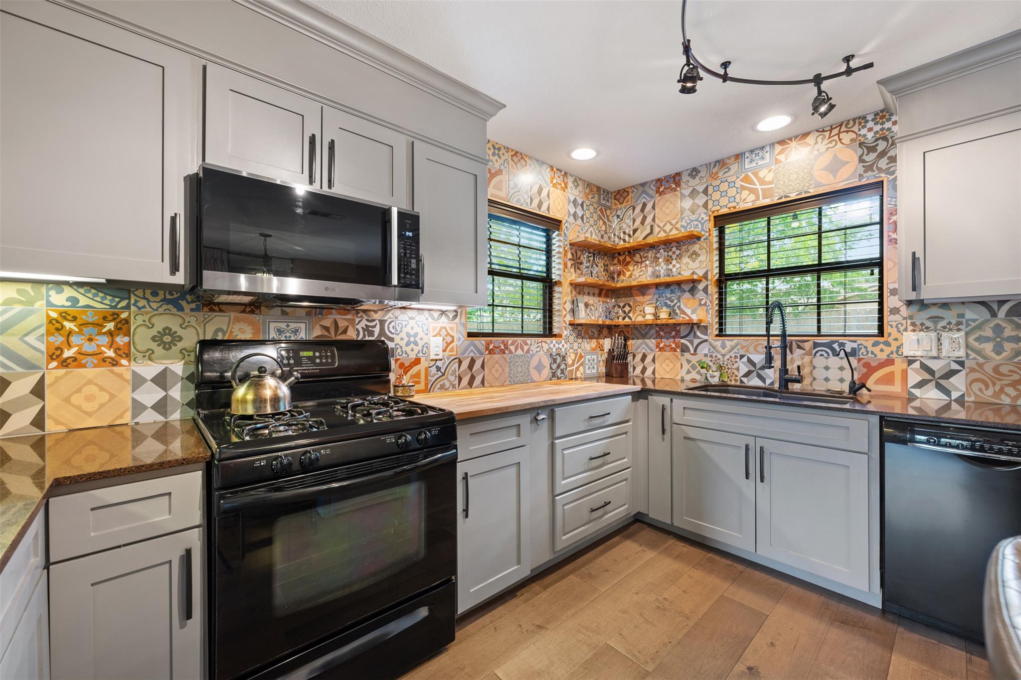 12103 Mill Hollow Austin TX 78750
