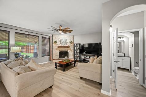 5528 Wild Foxglove Road Spicewood TX 78669