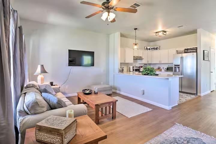 1404 E 3rd Street Georgetown TX 78626