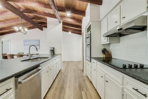 6201 Valleyview Street Lago Vista TX 78645