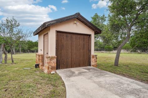 290 Miss Donna Lane Dripping Springs TX 78620
