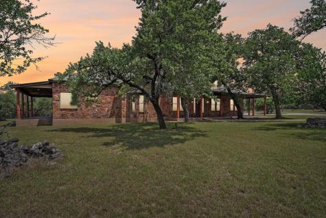 290 Miss Donna Lane Dripping Springs TX 78620