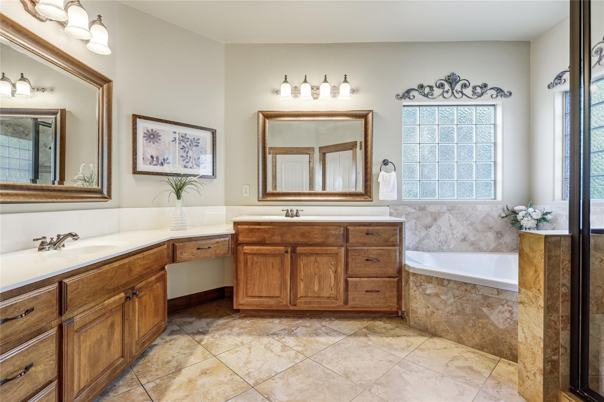 700 Augusta Circle N Point Venture TX 78645