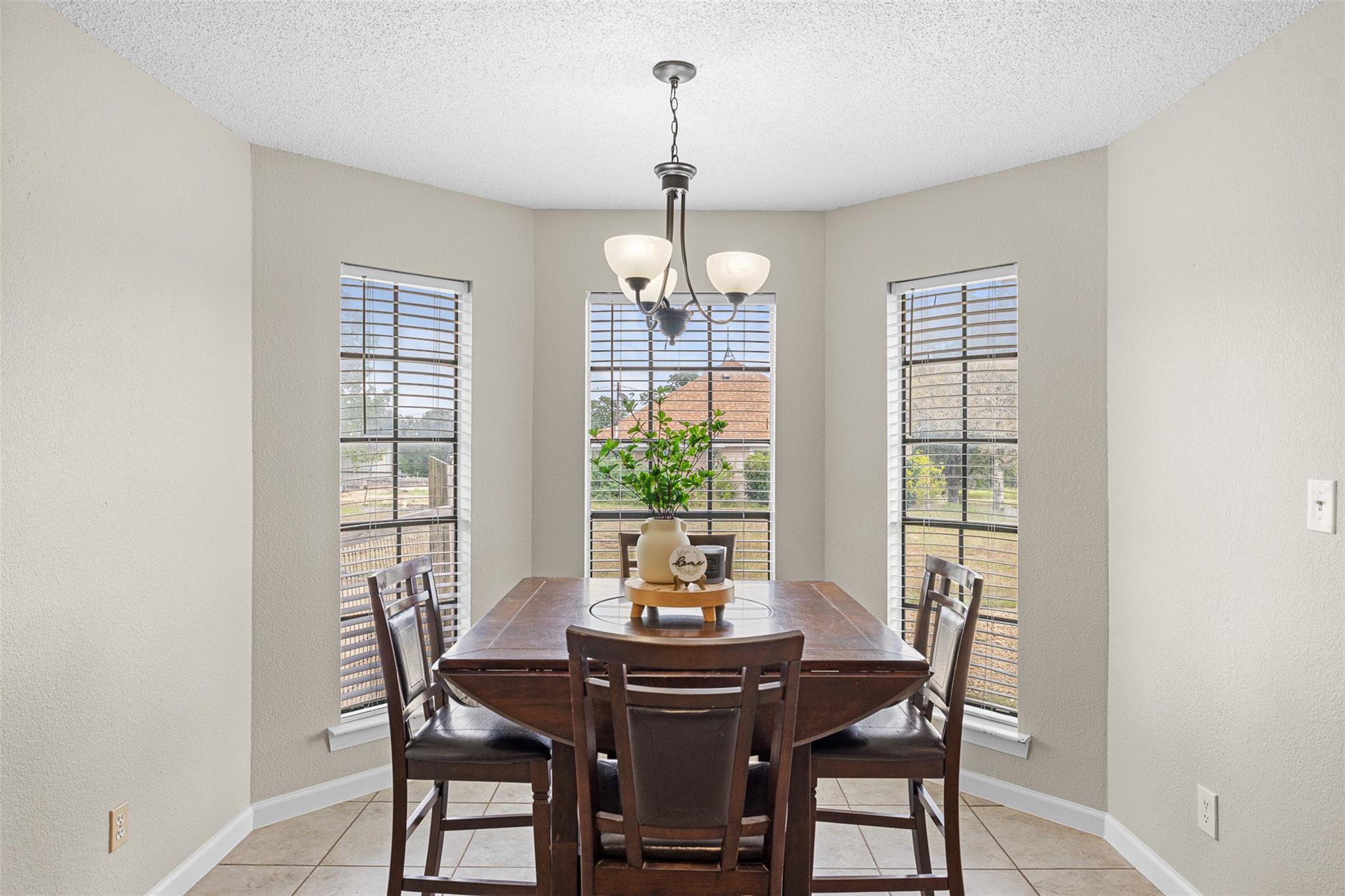 1081 Pr 7023 Pr Elgin TX 78621