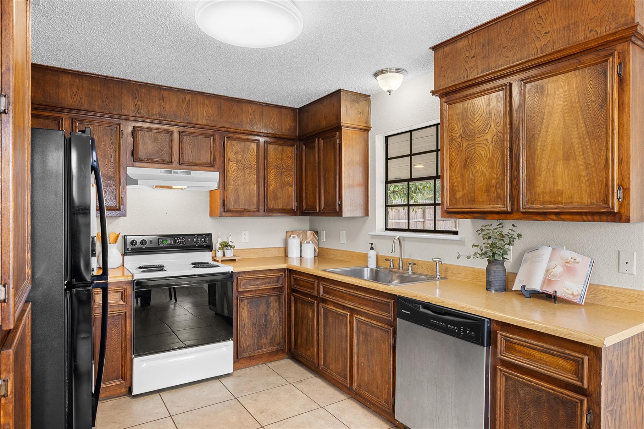 1081 Pr 7023 Pr Elgin TX 78621