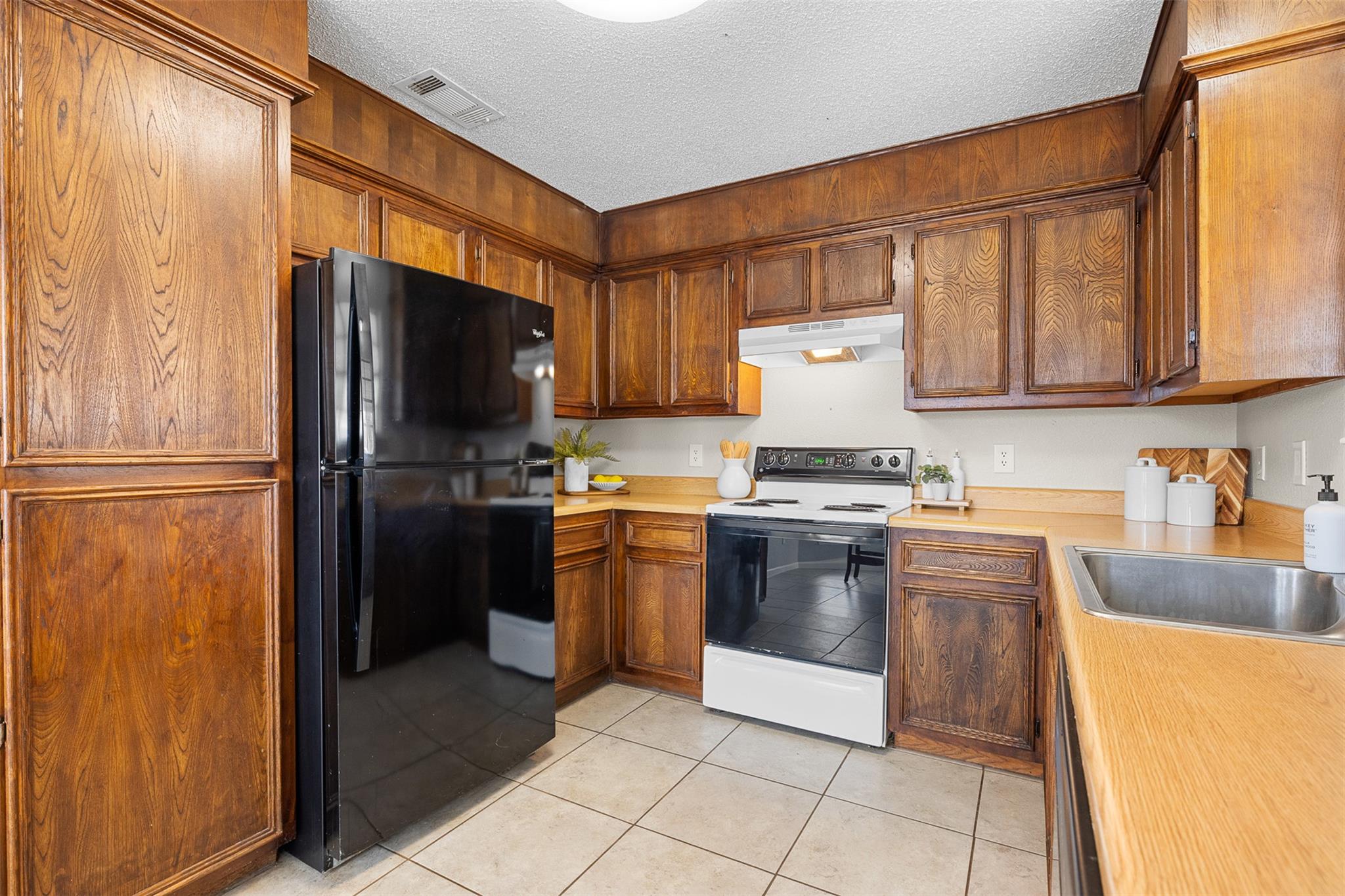 1081 Pr 7023 Pr Elgin TX 78621
