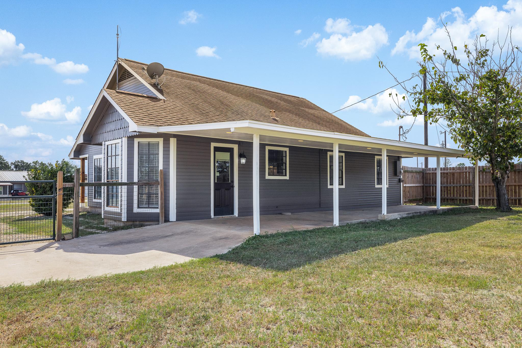 1081 Pr 7023 Pr Elgin TX 78621