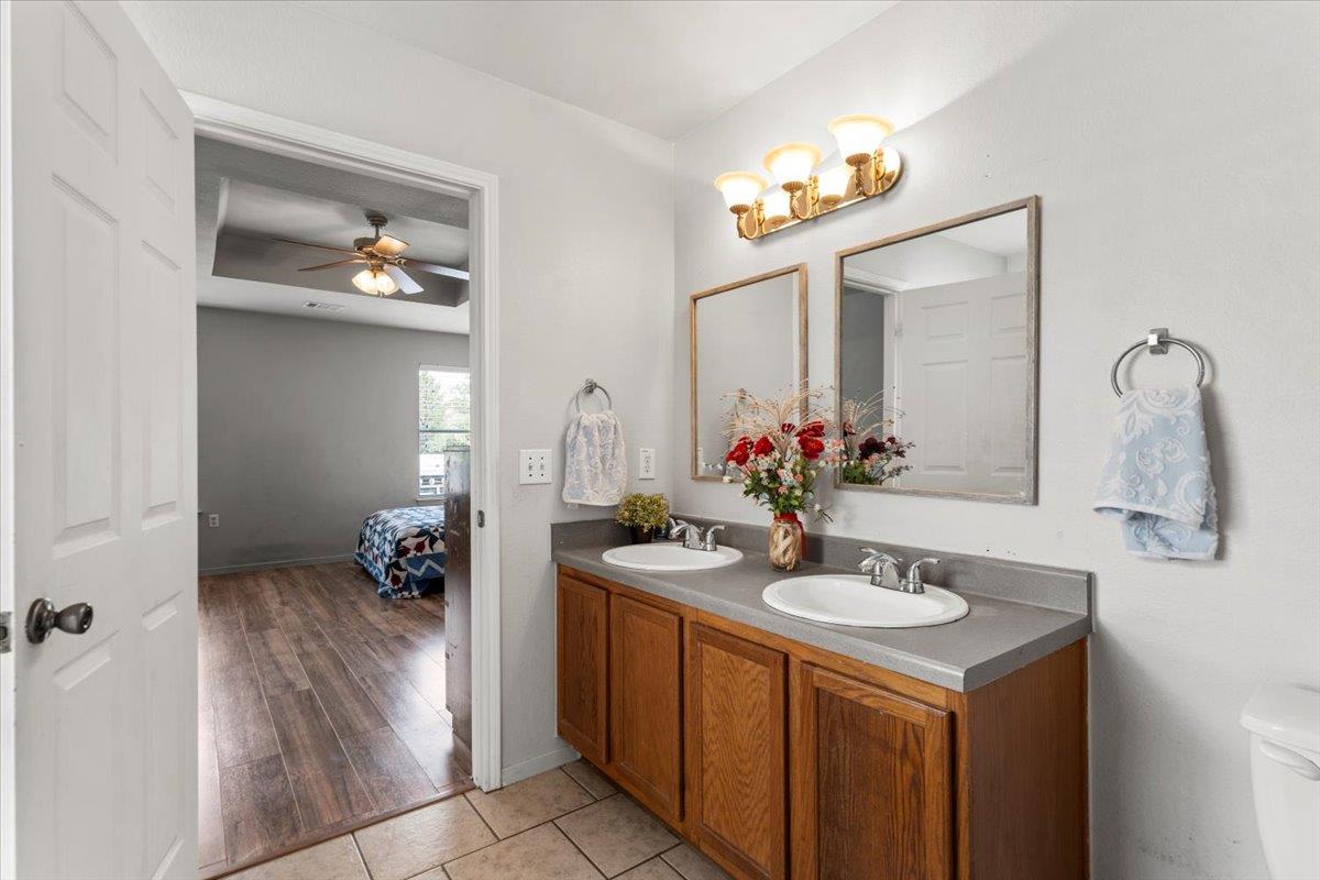 5105 Bantom Woods Bend Austin TX 78724