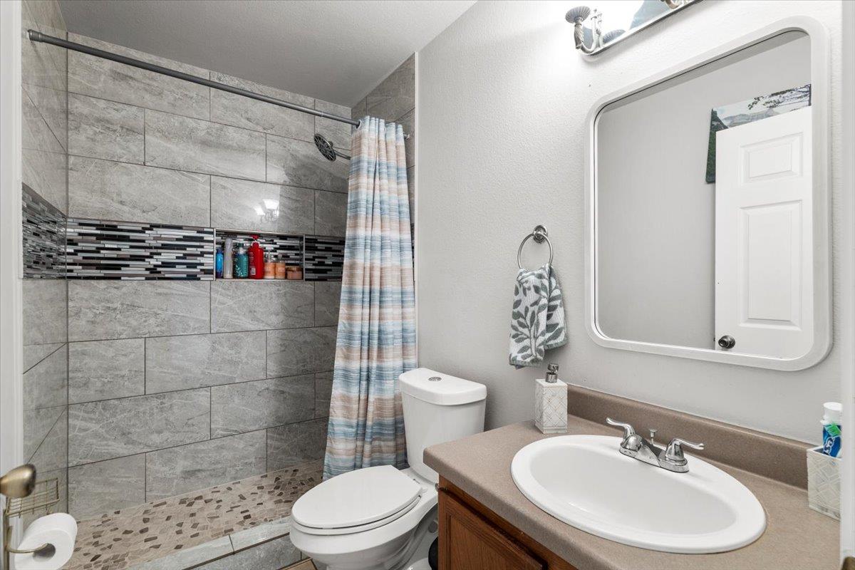 5105 Bantom Woods Bend Austin TX 78724