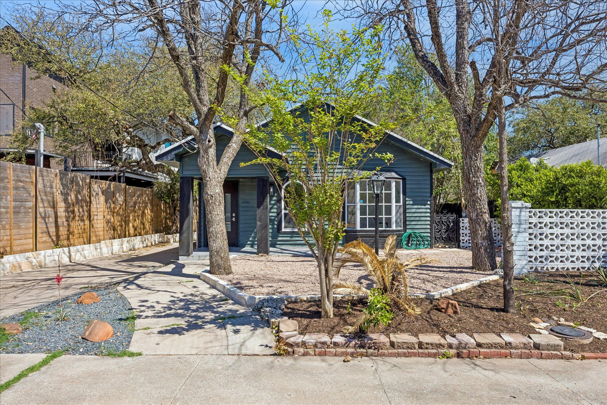 808 W Elizabeth Street Austin TX 78704