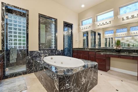 222 Vailco Lane Austin TX 78738