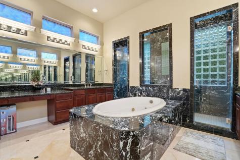 222 Vailco Lane Austin TX 78738