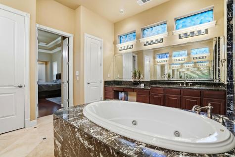 222 Vailco Lane Austin TX 78738