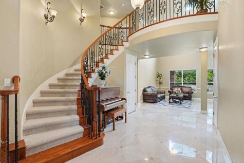 222 Vailco Lane Austin TX 78738