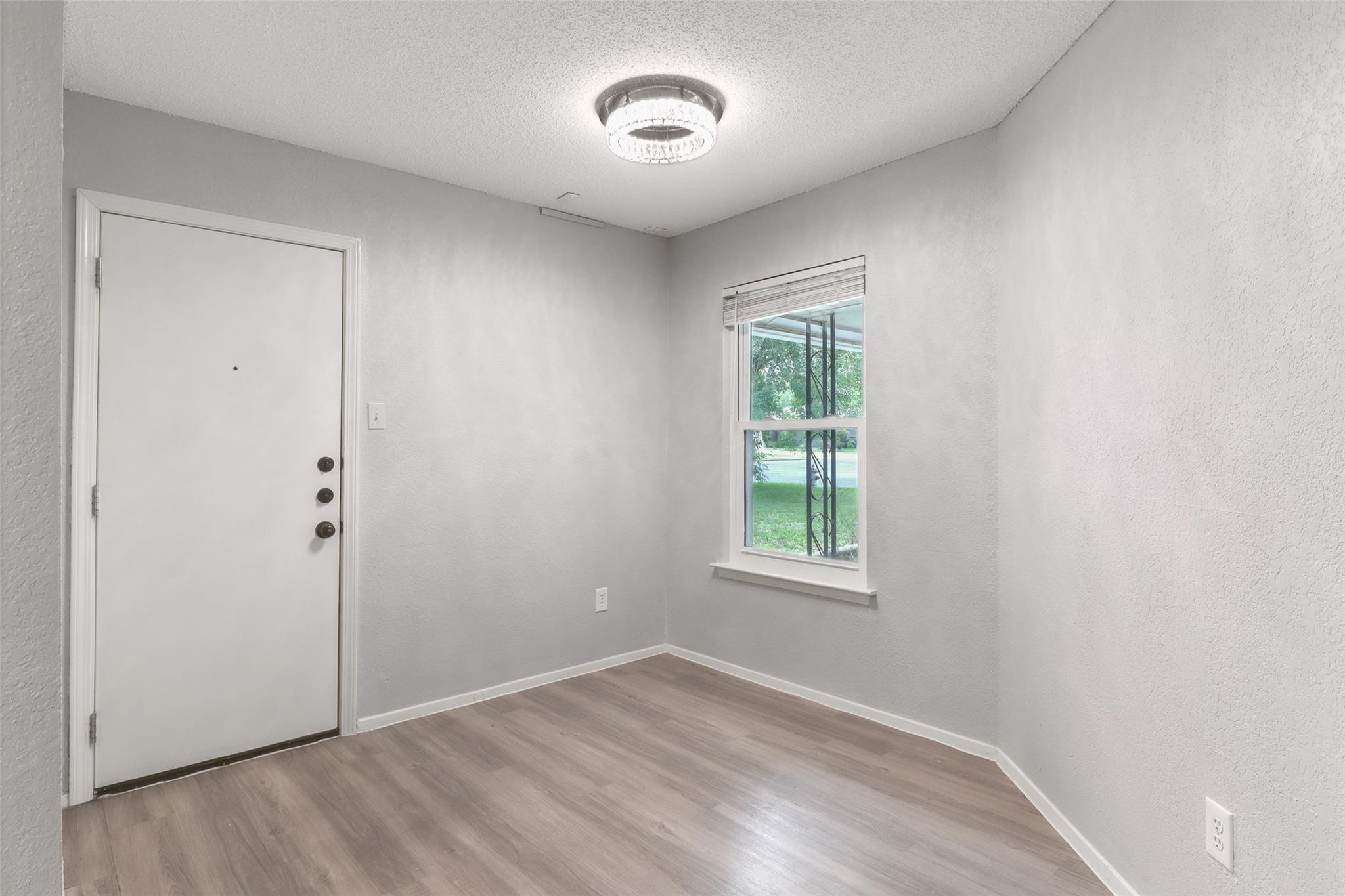 9806 Meadowheath Drive Austin TX 78729