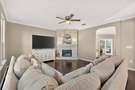 7509 Nunsland Drive Austin TX 78744