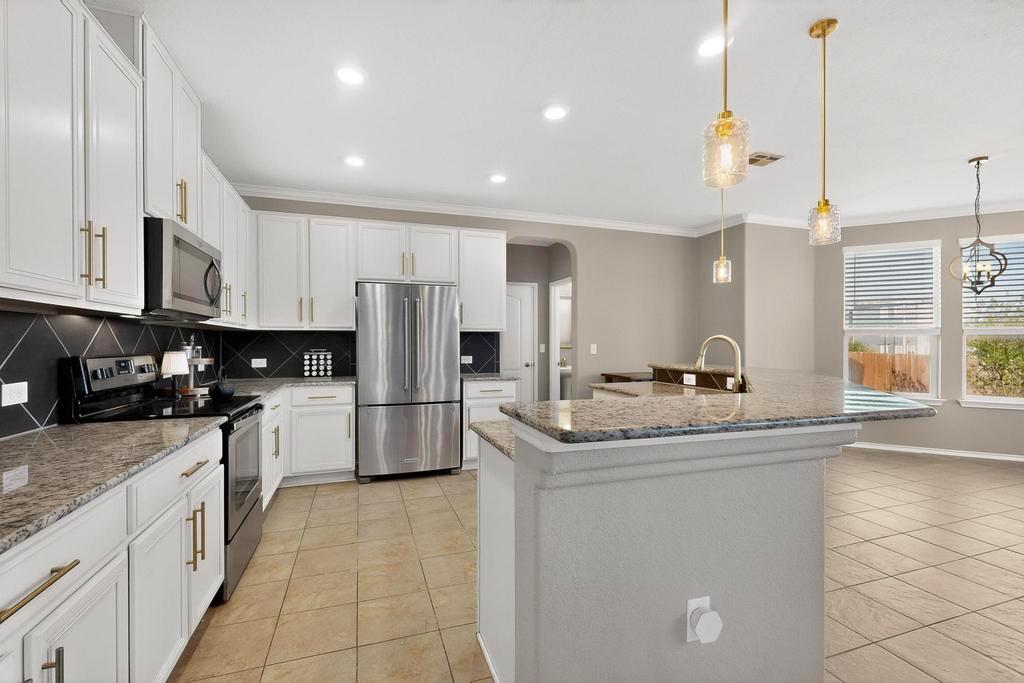 7509 Nunsland Drive Austin TX 78744