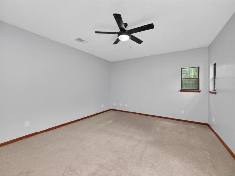 222 Indiana Road Lockhart TX 78644
