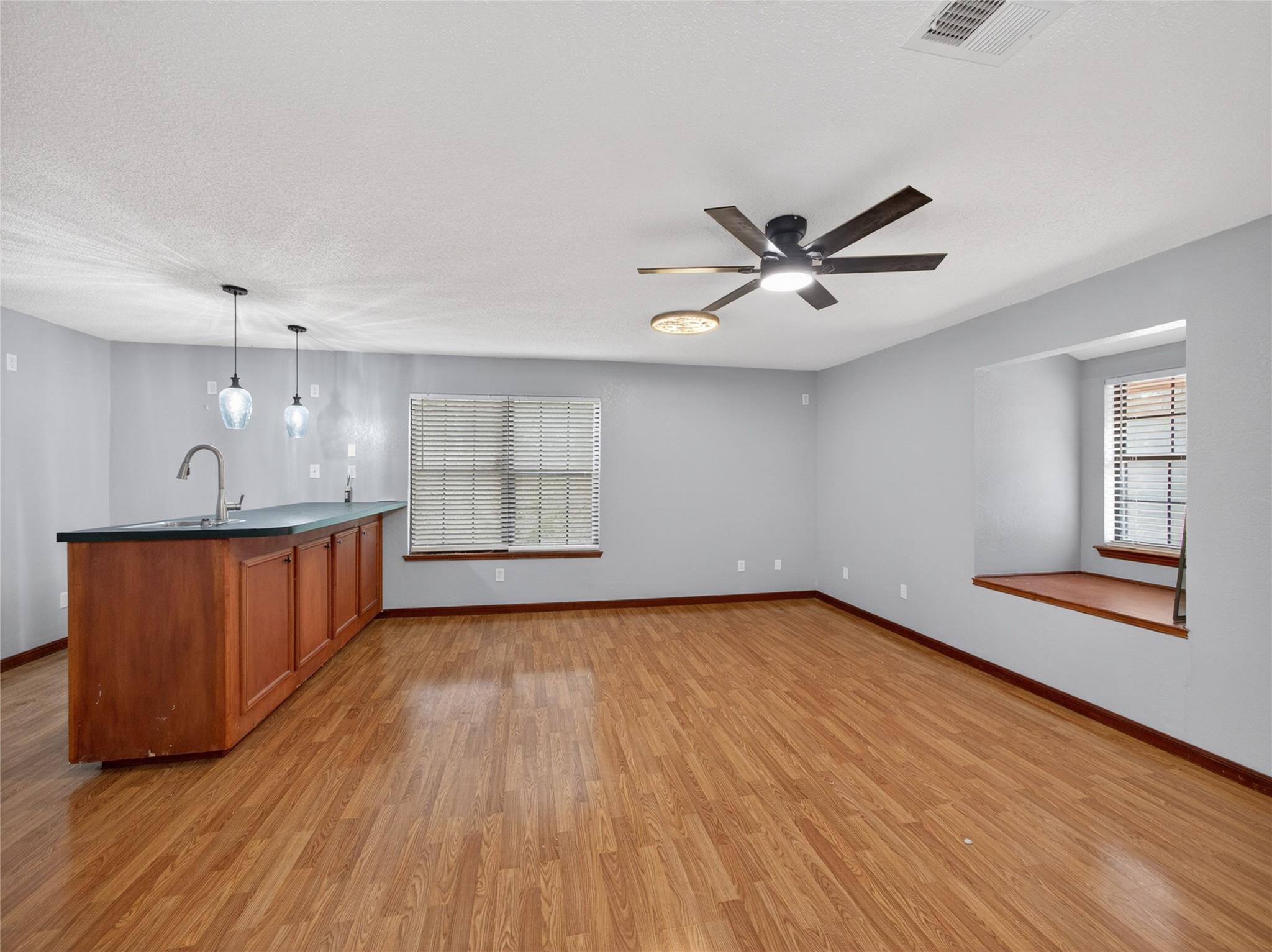 222 Indiana Road Lockhart TX 78644
