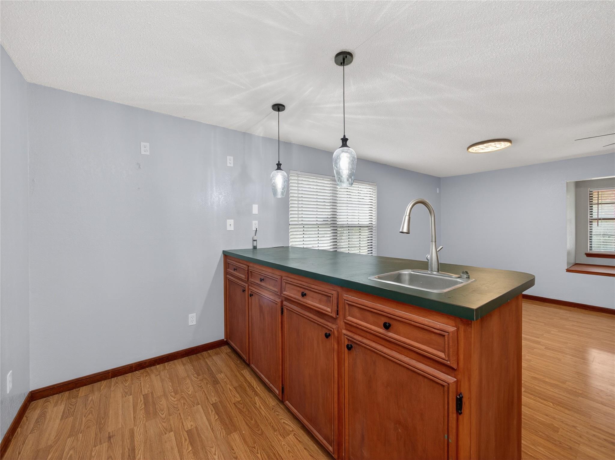 222 Indiana Road Lockhart TX 78644