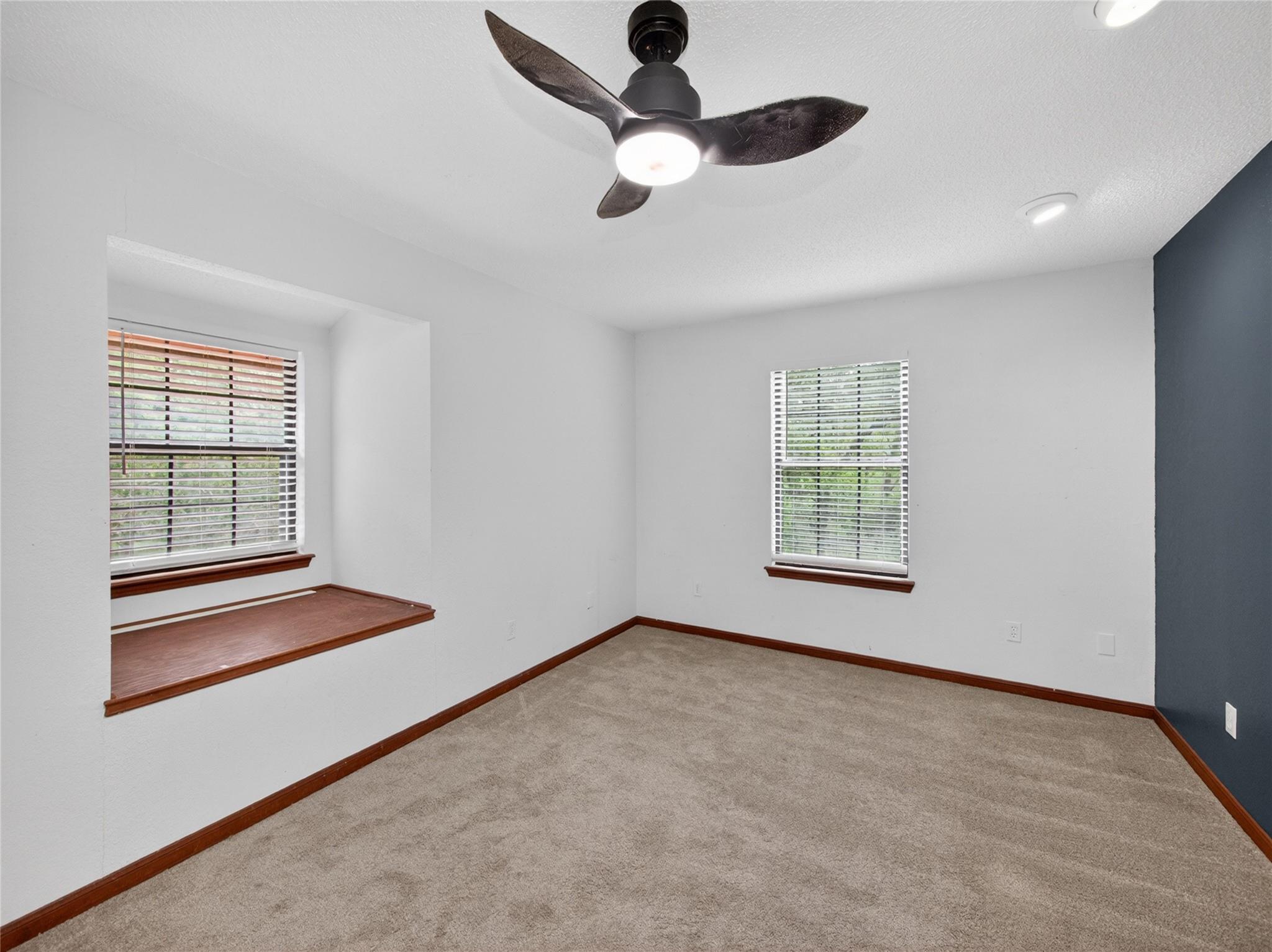 222 Indiana Road Lockhart TX 78644