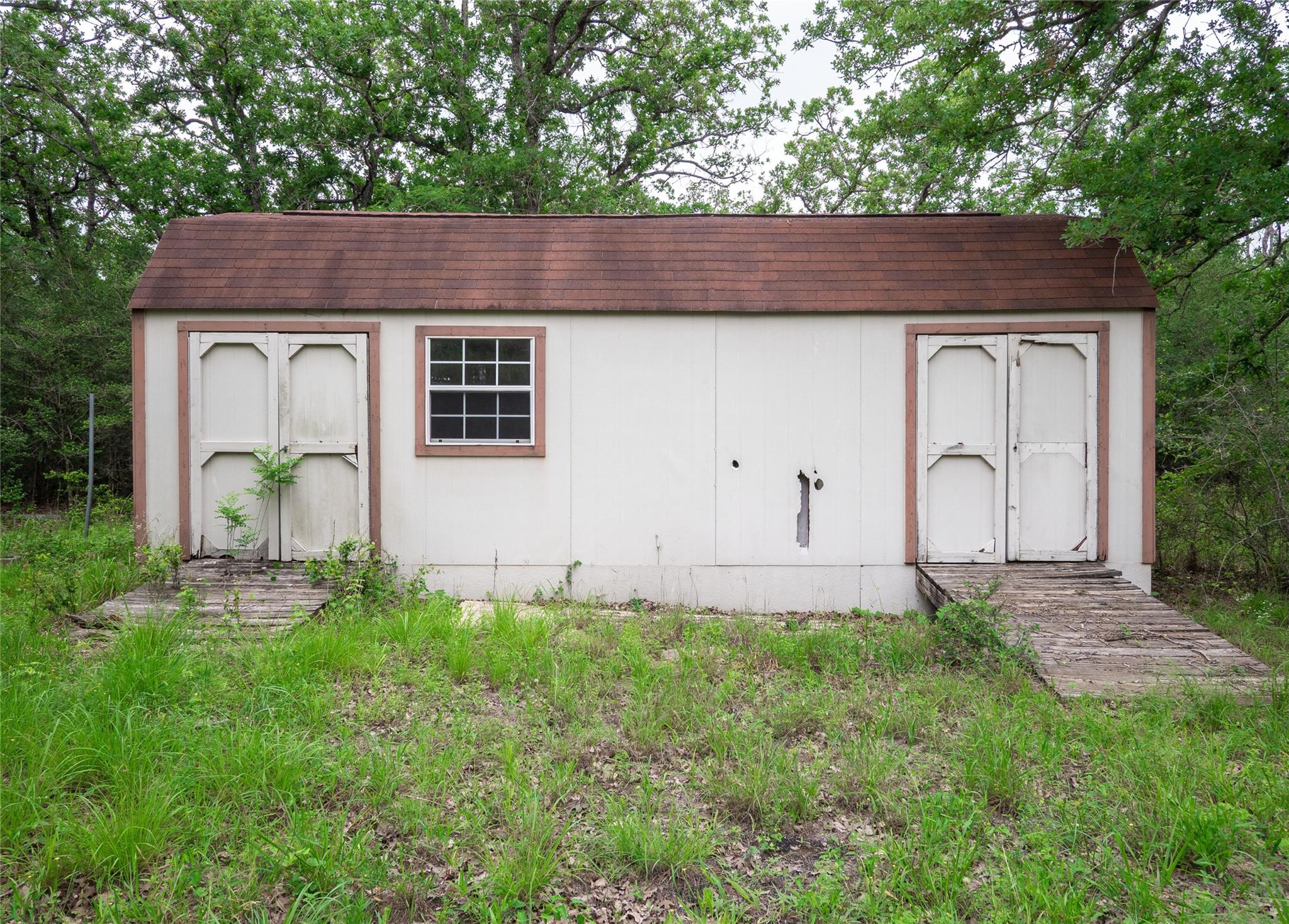 222 Indiana Road Lockhart TX 78644