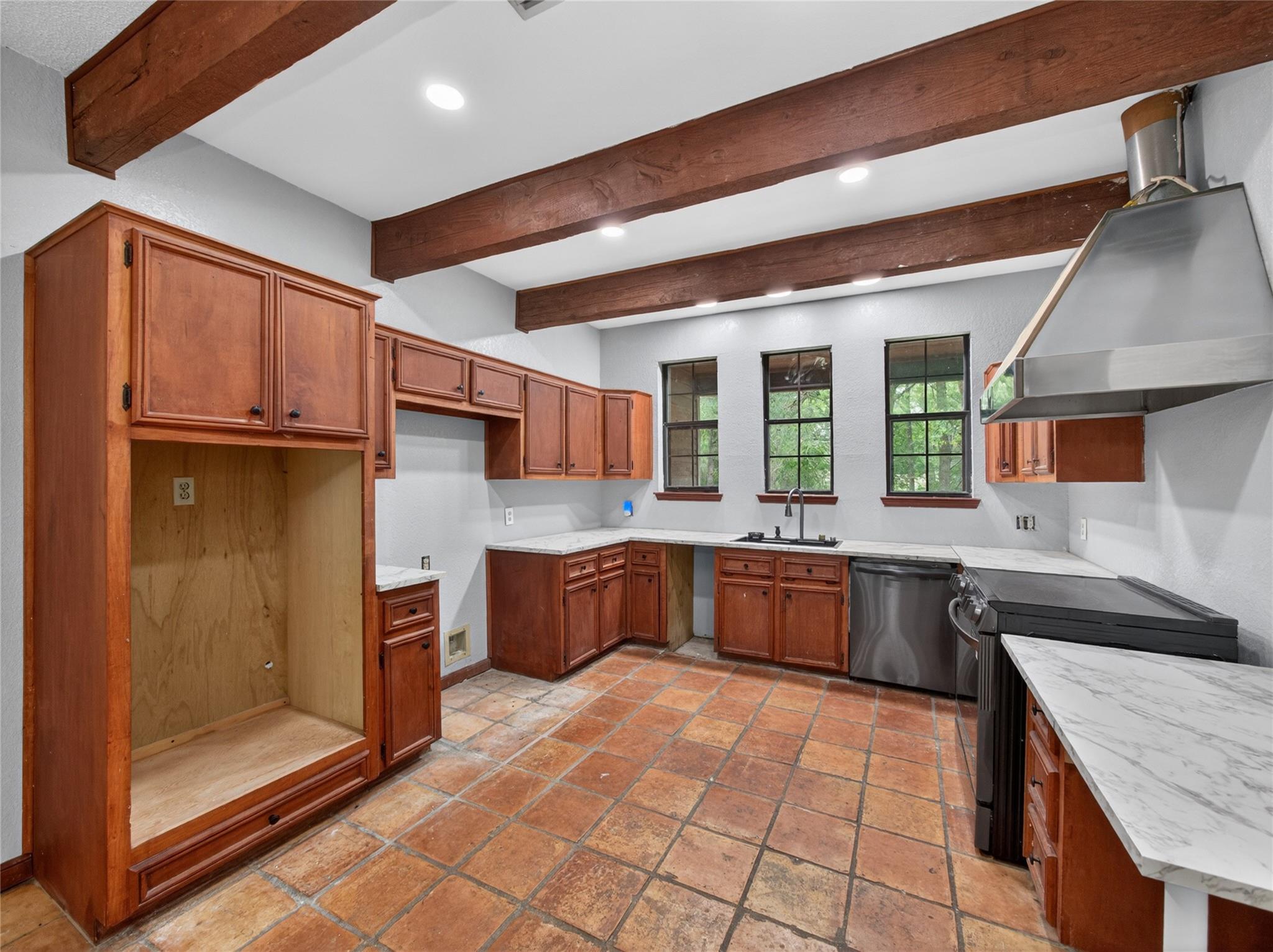 222 Indiana Road Lockhart TX 78644