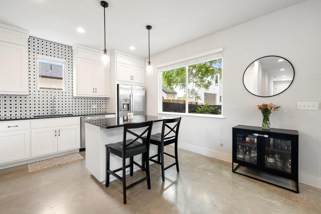 1182 Ridgeway Drive Austin TX 78702