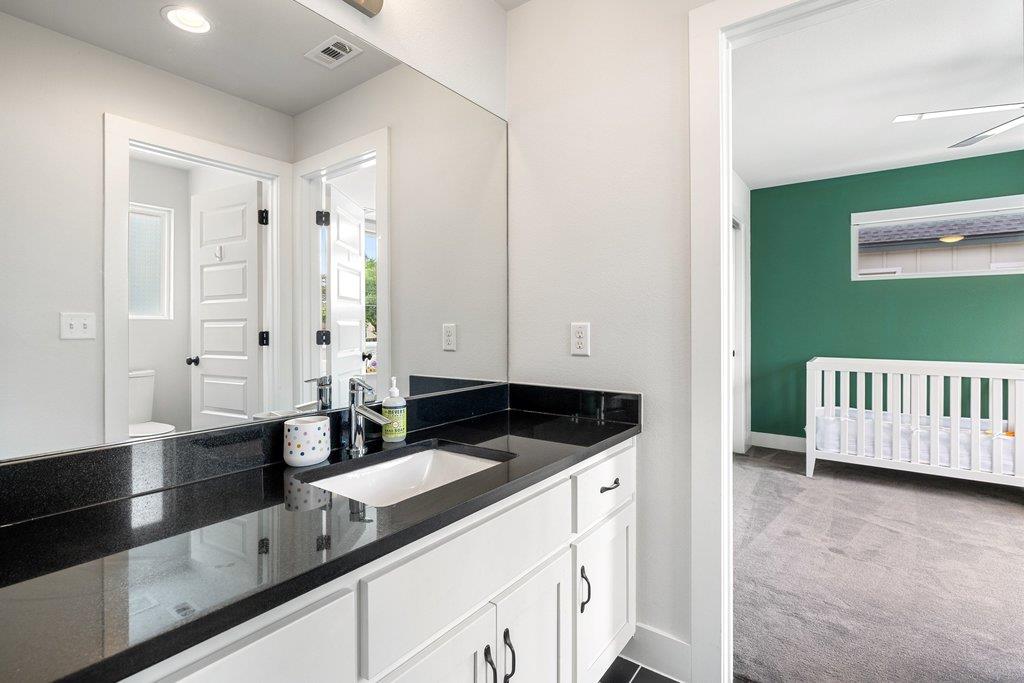1182 Ridgeway Drive Austin TX 78702