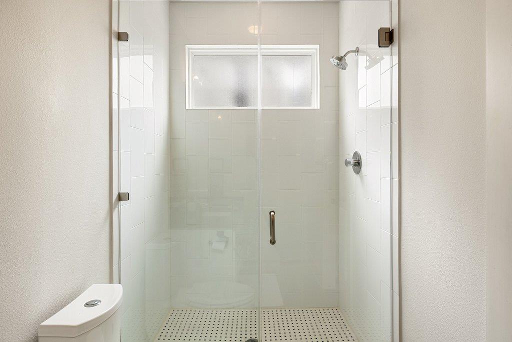 1182 Ridgeway Drive Austin TX 78702