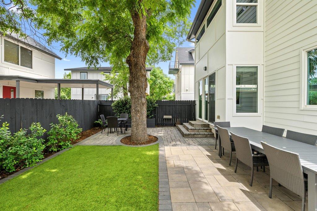 1182 Ridgeway Drive Austin TX 78702