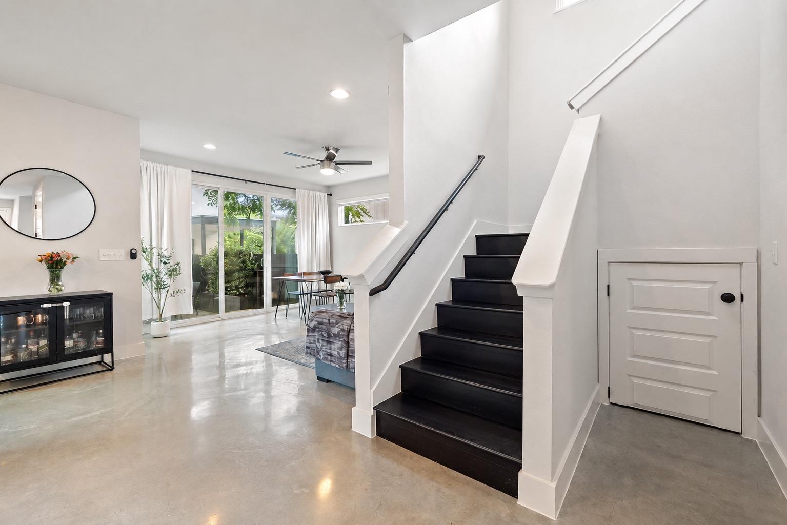 1182 Ridgeway Drive Austin TX 78702