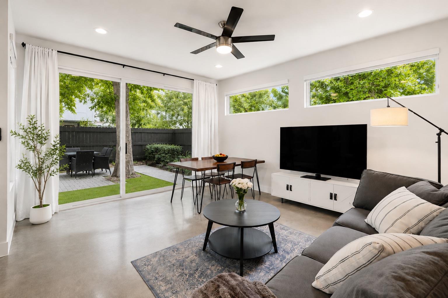 1182 Ridgeway Drive Austin TX 78702